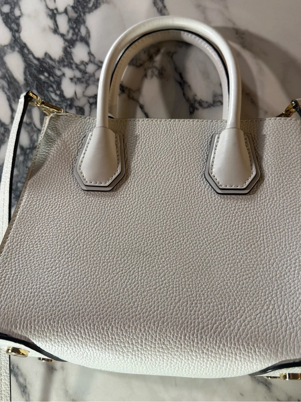 Michael Kors Mercer Medium Pebbled Leather Crossbody Bag White Gold NWOT